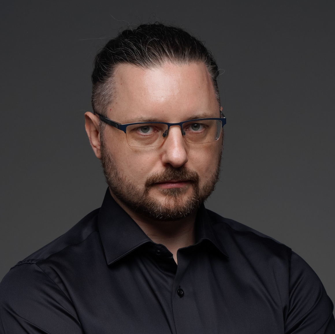 Игорь Плотников