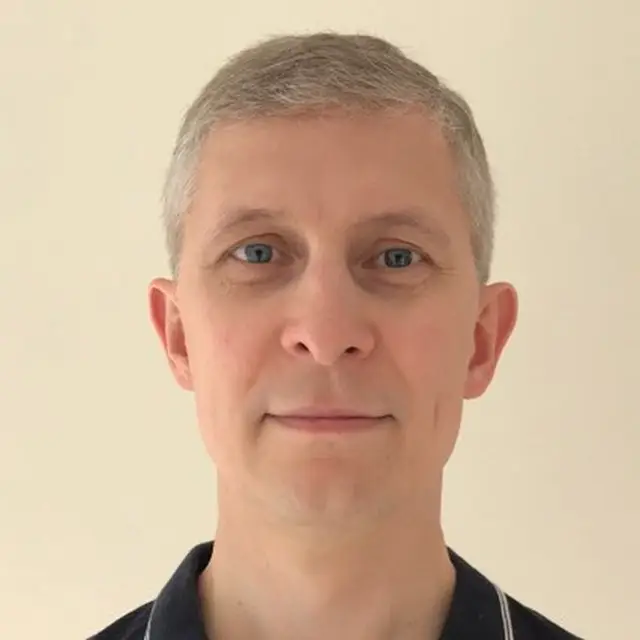 Роман Варников